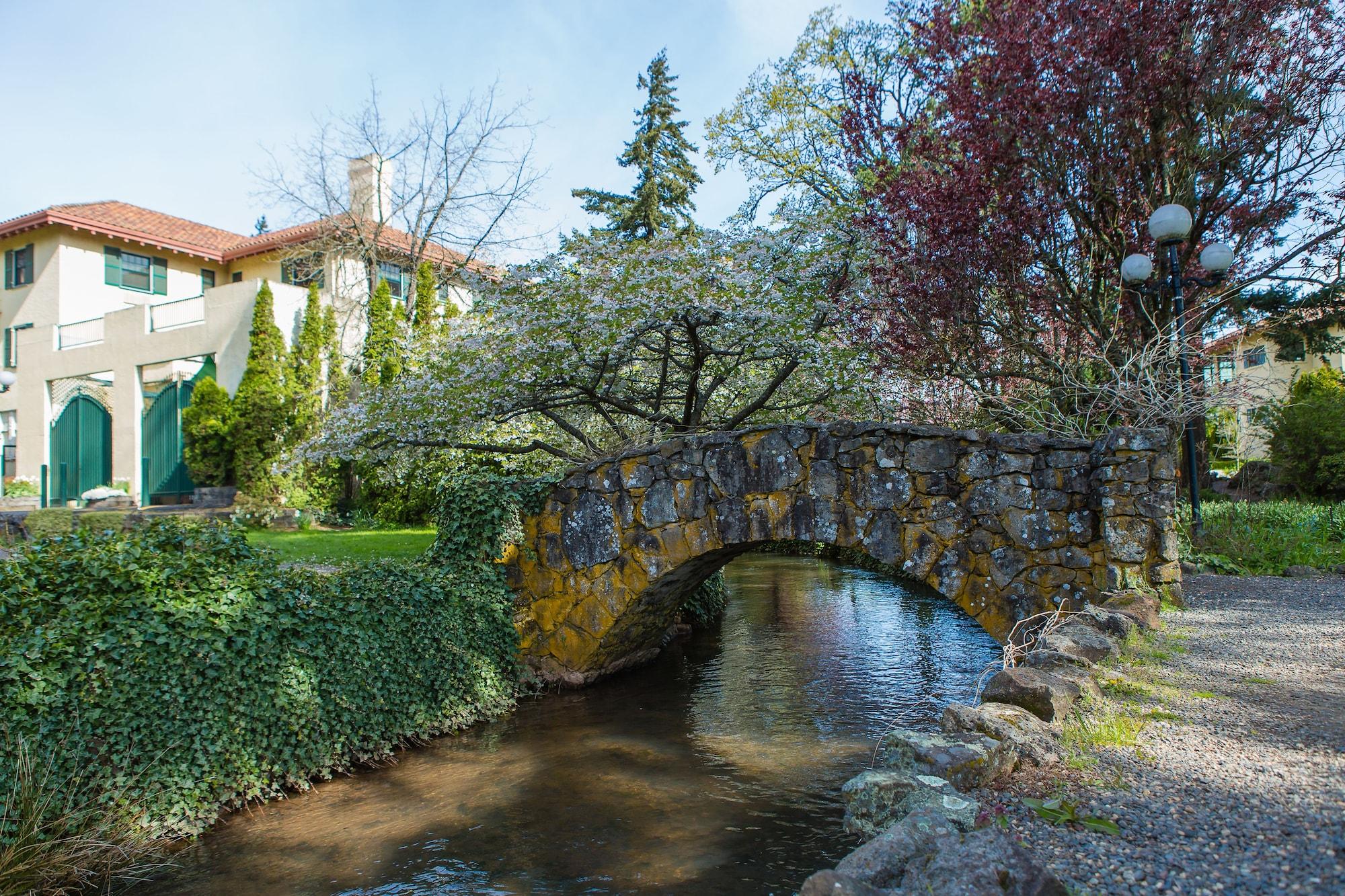 Columbia Gorge Hotel & Spa Худ Ривър Екстериор снимка