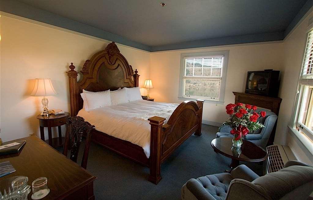 Columbia Gorge Hotel & Spa Худ Ривър Стая снимка