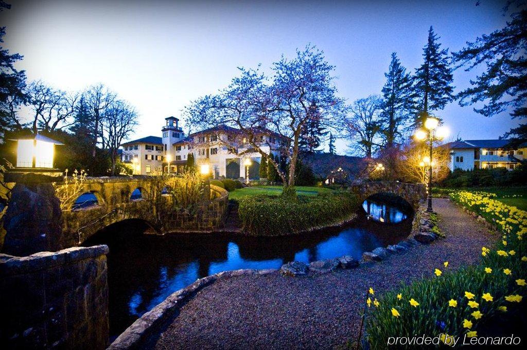 Columbia Gorge Hotel & Spa Худ Ривър Екстериор снимка