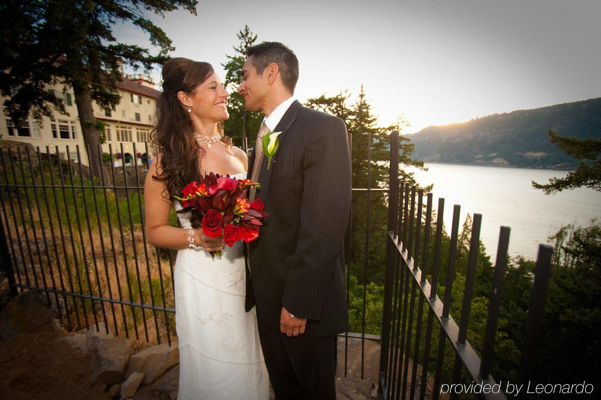 Columbia Gorge Hotel & Spa Худ Ривър Екстериор снимка